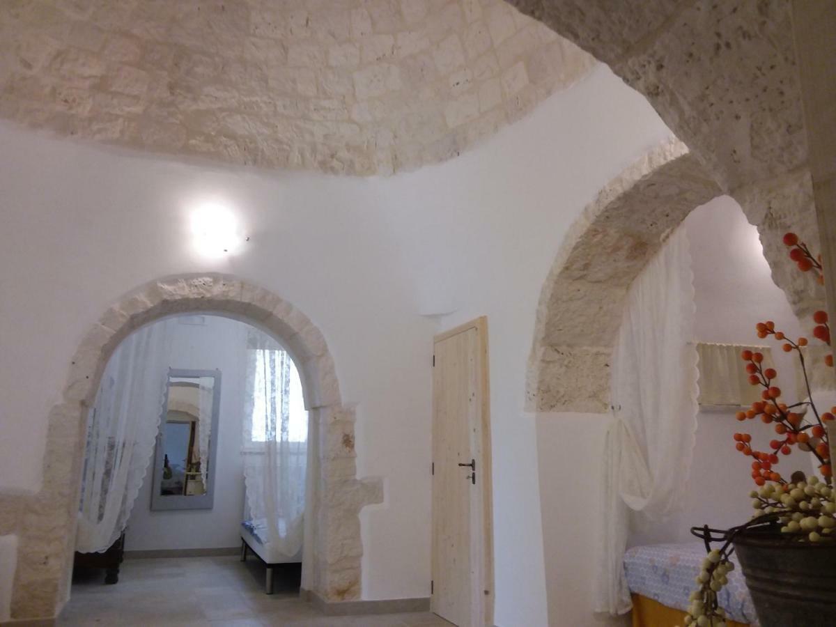 Trulli L'Utopia Di Anny Trulli Anny'S Utopia Locorotondo Ngoại thất bức ảnh